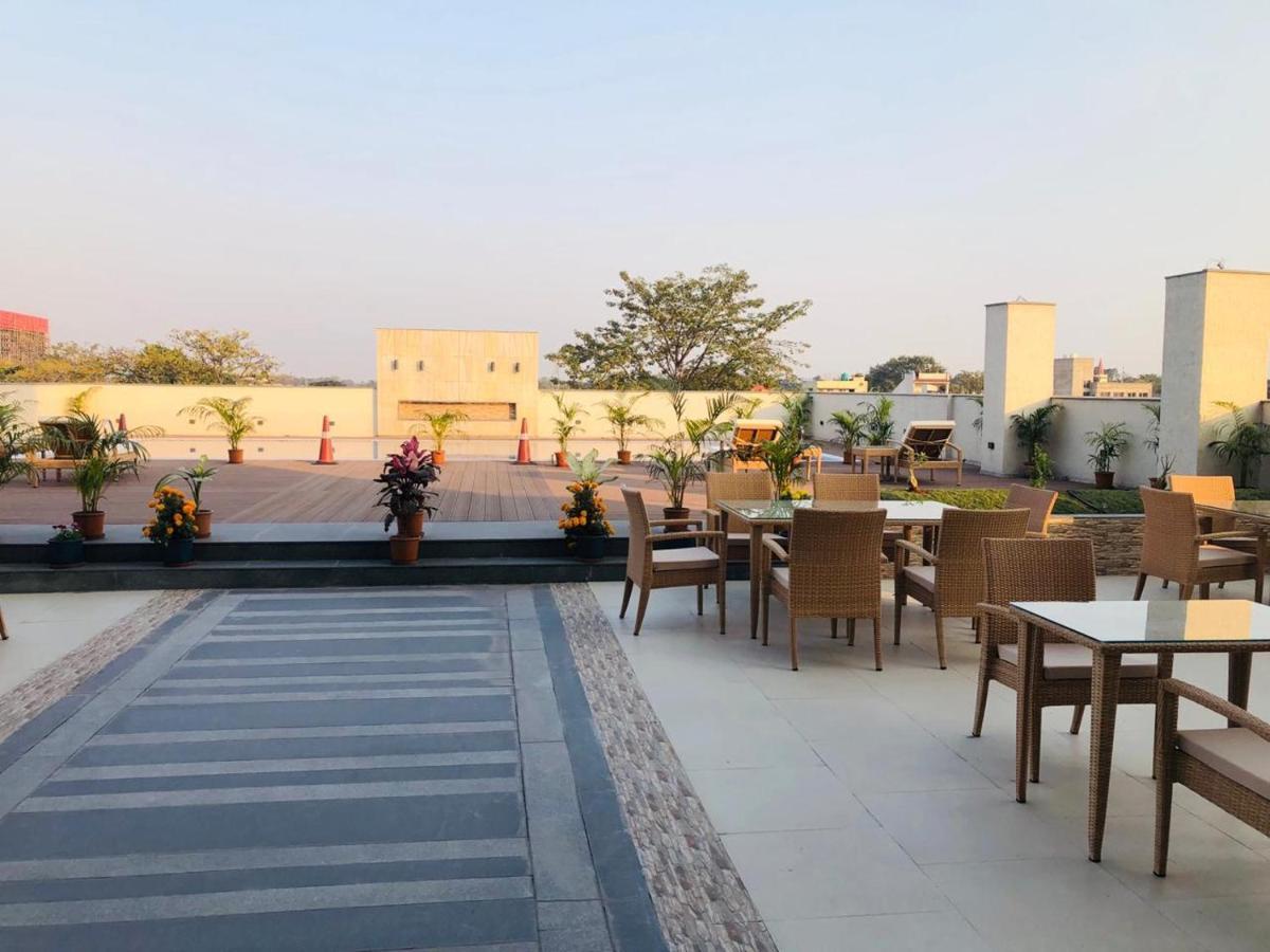 Vivanta Jamshedpur, Golmuri Bagian luar foto